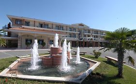 Ξενοδοχείο Αιγές Μέλαθρον